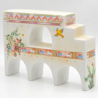 LINDA EDWARDS & CLARE MADDICOTT. GOEBEL, ARCADES ORIENTALES, PORCELAINE, ALLEMAGNE, VINTAGE.