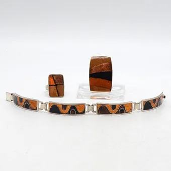 MODERNIST DESIGNER JEWELRY SET BY PERLI, BRACELET/RING/NECKLACE PENDANT, ENAMEL ON SILVER, GERMANY (SCHWÄBISCH GMÜND), EARLY 20TH CENTURY, SIGNED.