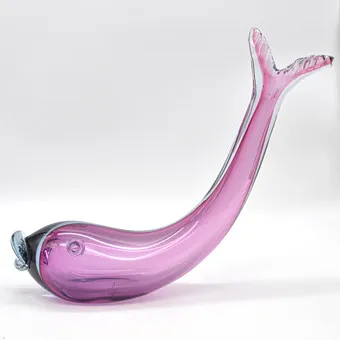 ARCHIMEDE SEGUSO. FOR SALVIATI, MURANO DESIGN SCULPTURE, FISH, STUDIO GLASS, SOMMERSO, ITALY, CIRCA 1950, WITH STUDIO LABEL, HEIGHT: APPROX. 30 CM.