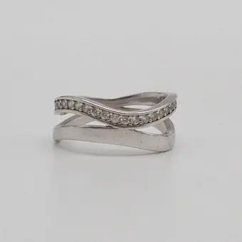 Bague ondulée avec zircons, monture en argent sterling rhodié, vintage, taille env. n° 15 (55 mm).
