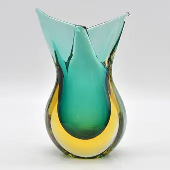 FLAVIO POLI. VASE DESIGN MURANO, VERRE D'ART, SOMMERSO, ITALIE, VERS 1950.