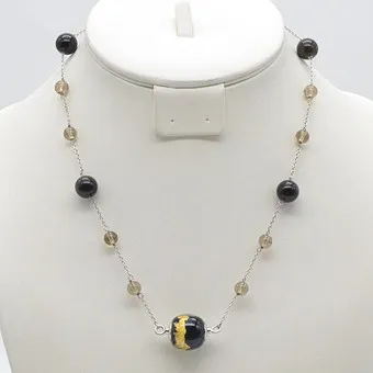COLLIER DESIGNER DE CHRISTINA, TOPAZE FUMÉE, AMÉTHYSTES, FERMOIR, CHAÎNE EN ARGENT STERLING, BOULE NOIRE AVEC FEUILLE D'OR.