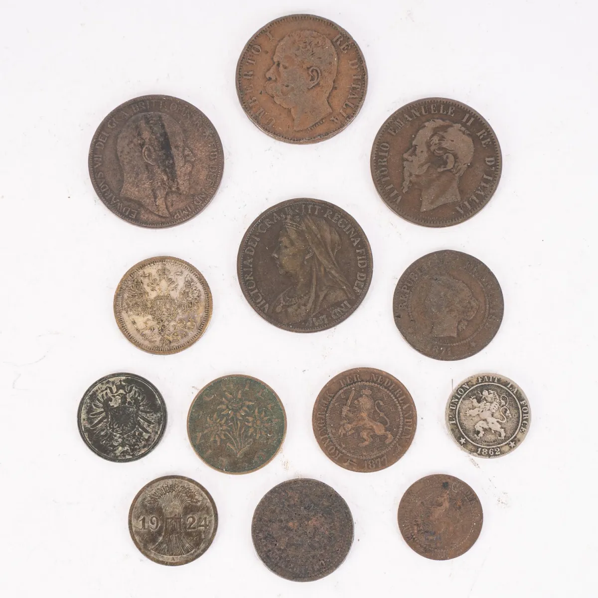 13-teiliges Konvolut historischer Münzen, verschiedene Alter, Materialien und Erhalt, zusammen ca. 72g.