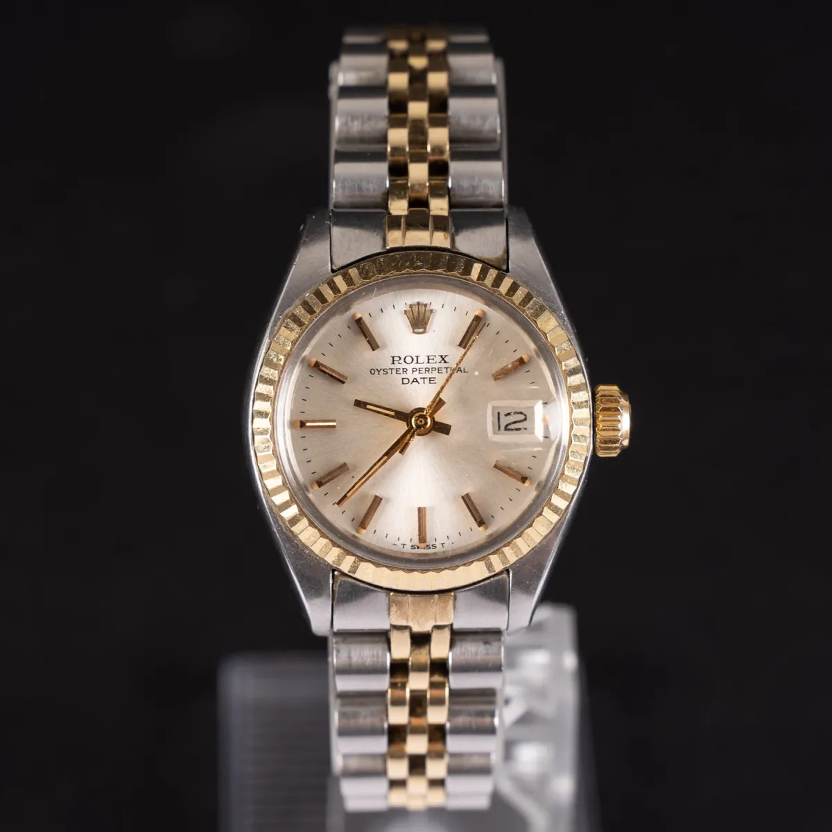 ROLEX QYSTER PERPETUAL DATE, damespolshorloge, staal-goud, mechanisch handopwinduurwerk, originele kroon en band,…