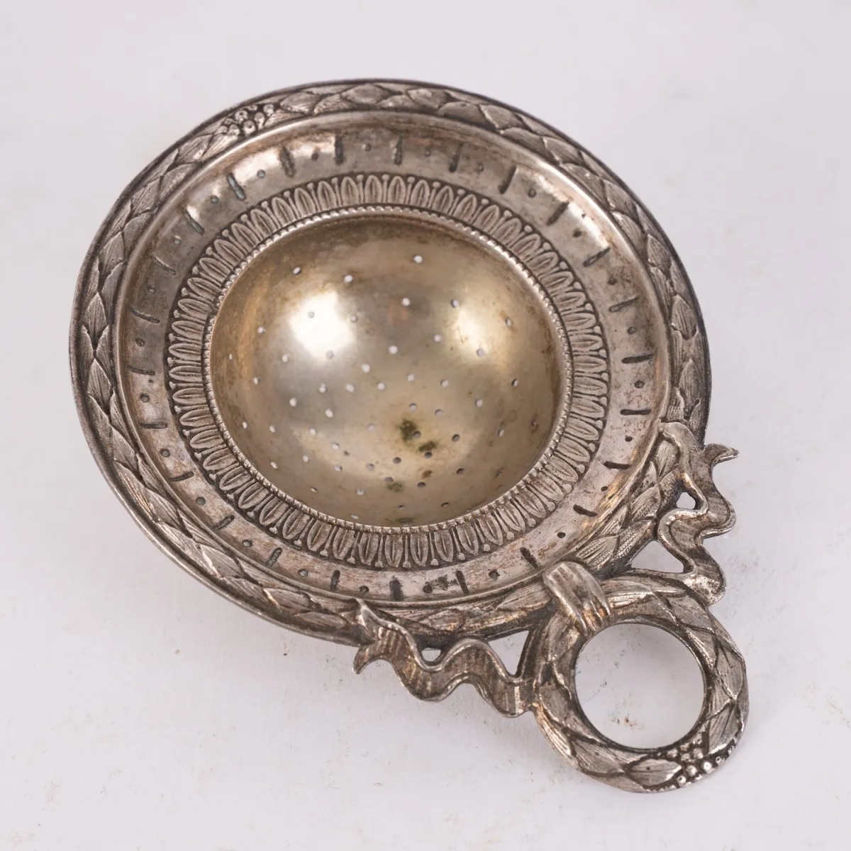 Tea strainer / cup strainer, 800 silver, length approx. 11.5 cm, diameter approx. 8.5 cm, Neo-Empire, 20th century, approx. 65 g