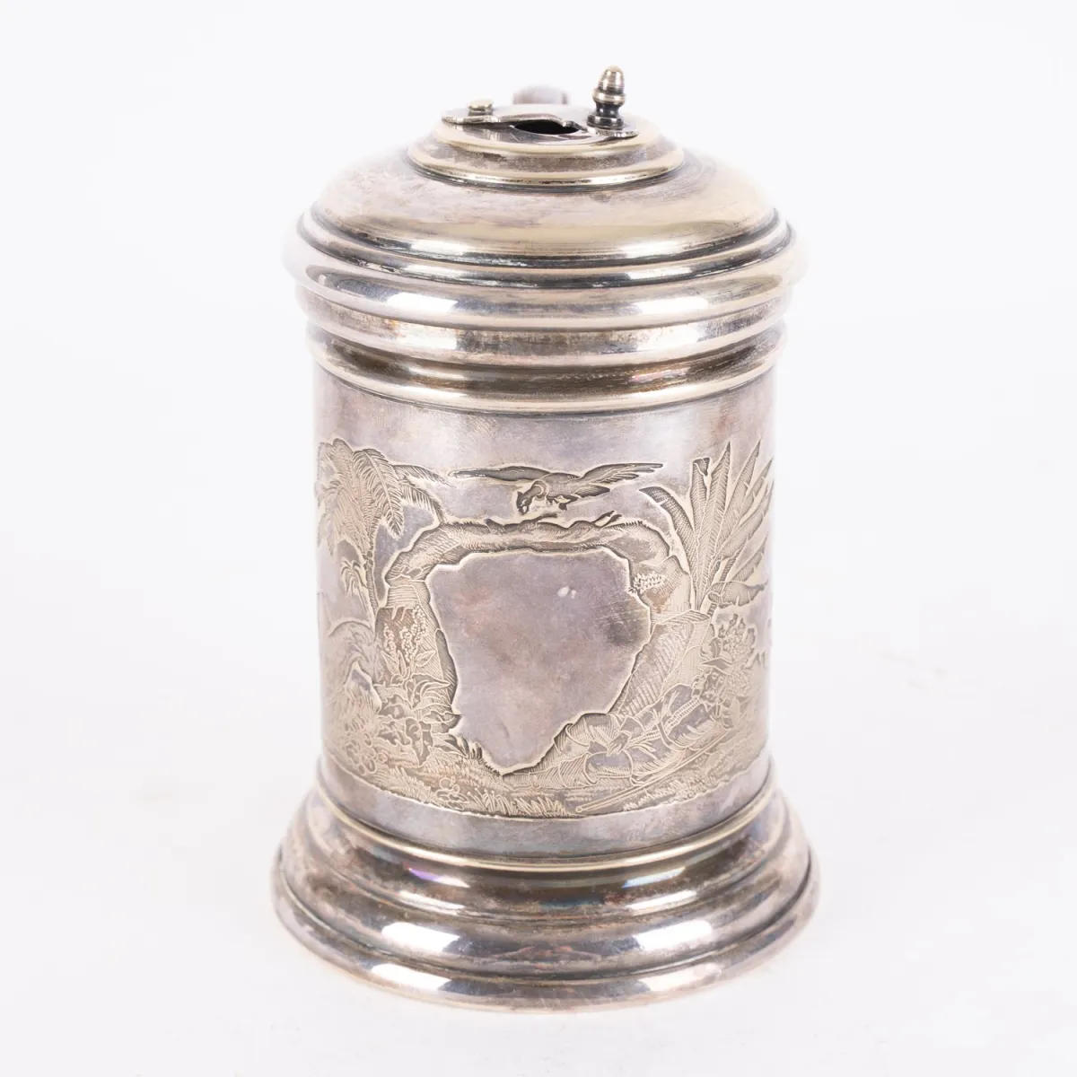 MATE - TEE Humpen, Argentinien um 1900, Messing versilbert, frontal mit floraler und faunaler Motivik, Deckel mit Öffnun…