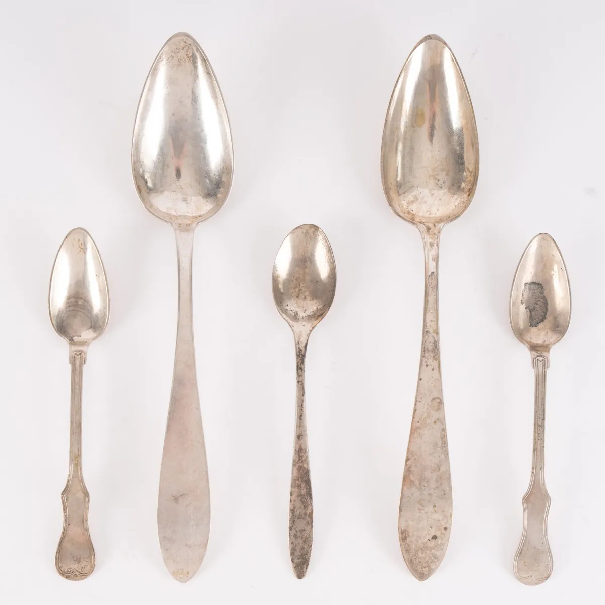 5-piece mixed lot of various German Biedermeier spoons, solderable silver (4x 12 and 1x 13 lot)