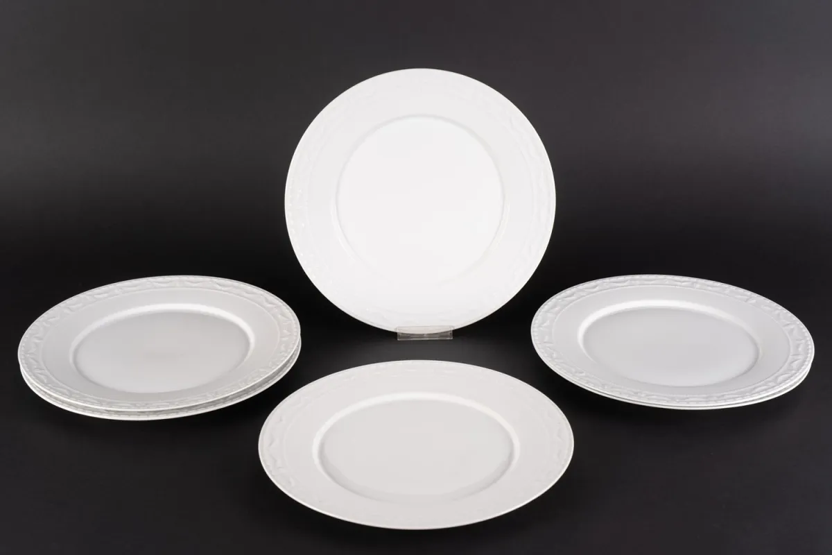 Set van 6 ronde borden, diameter ca. 29 cm, KPM Kurland, klassiek elegant wit porselein van het late 2…