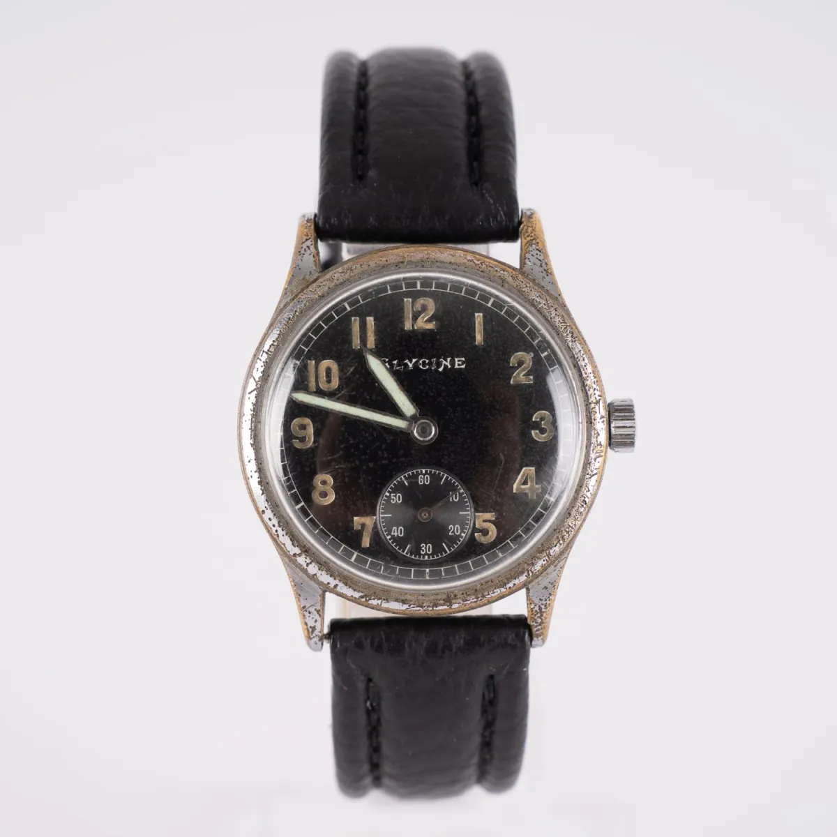 GLYCINE - Wehrmacht / Army service watch, mechanical movement with manual winding, movement runs (no guarantee), heavier signs of wear…