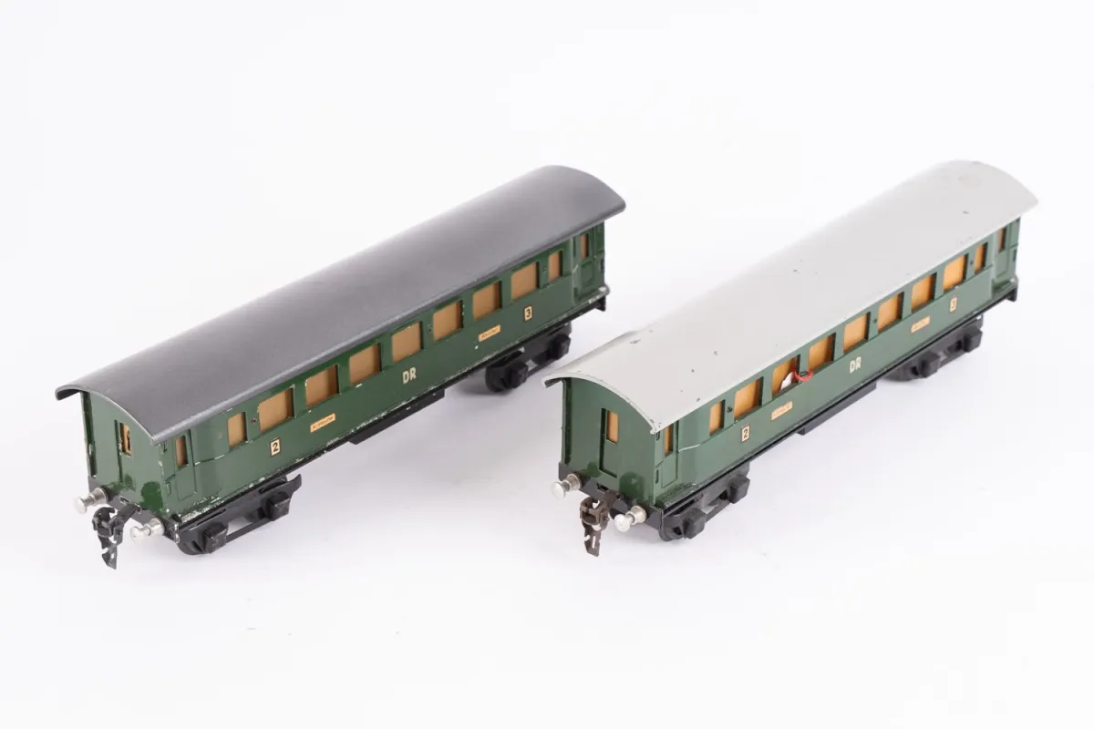 Pair of 4-axle DR passenger coaches, Liedmann / Stadtilm, played with / untested, gauge 0, various conditions