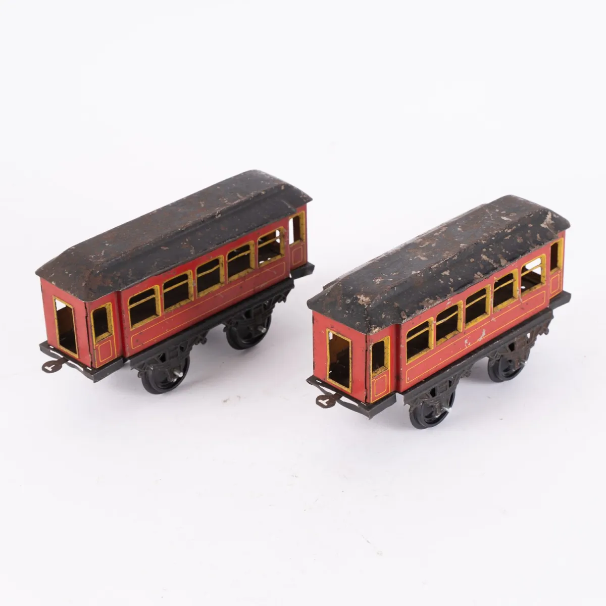 Paar Personenwaggons, Spur 1 / Spur G, bespielt / ungeprüft.