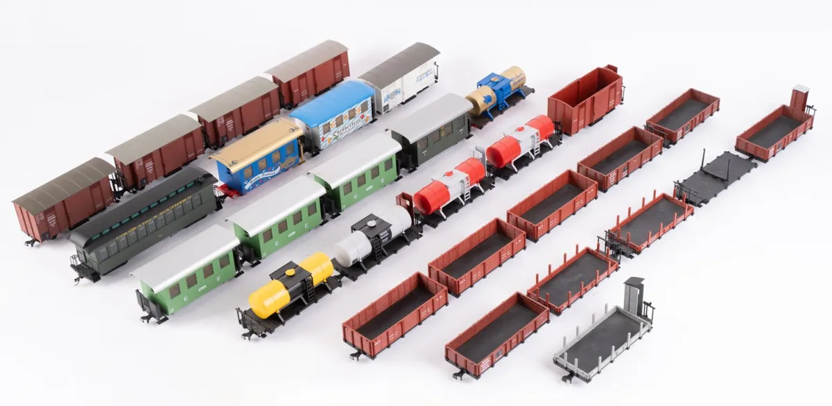 Lot de 29 wagons H0, principalement Fleischmann, joué / non testé, états divers