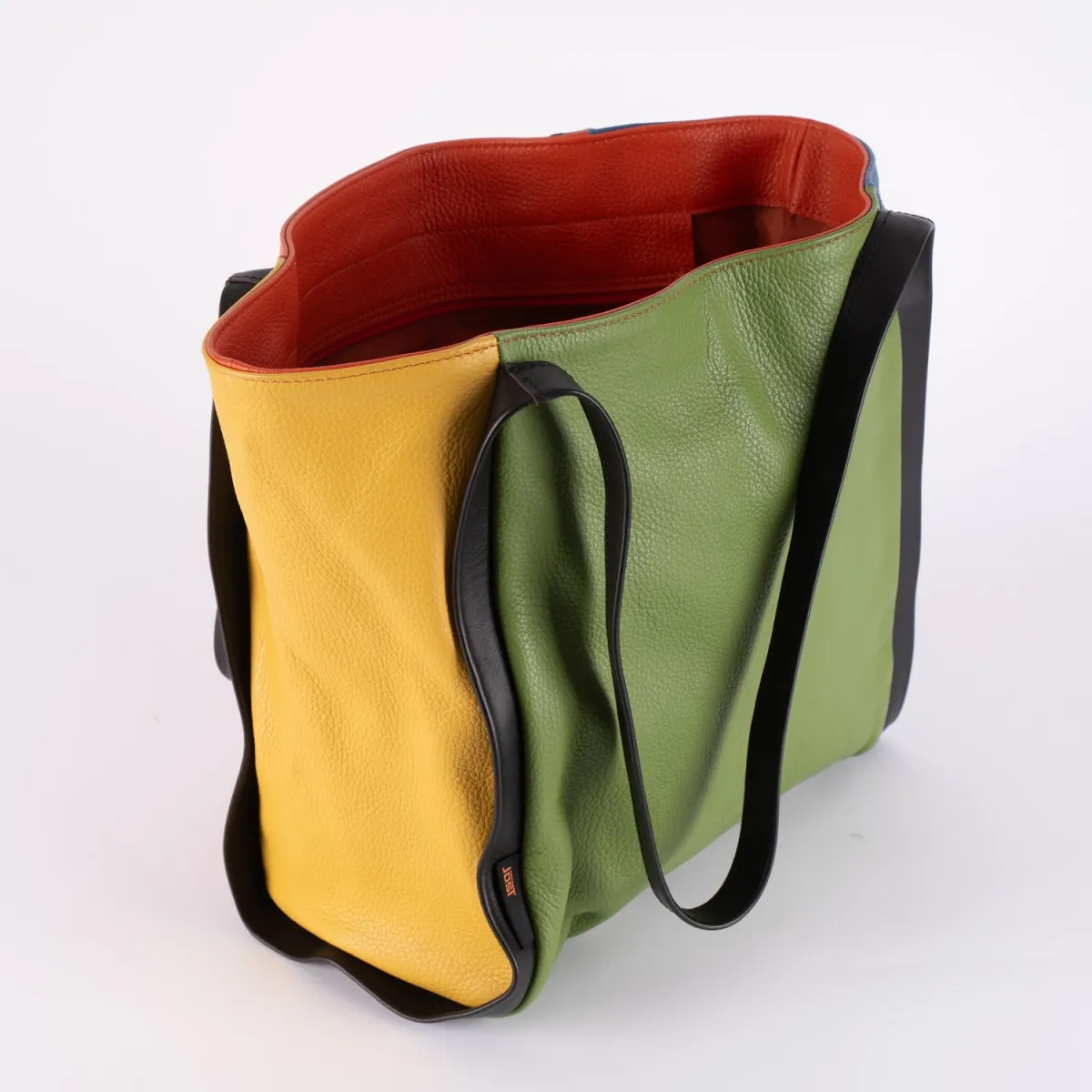4-colour JOST leather handbag in original transport case, matching key pouch included, unworn?
