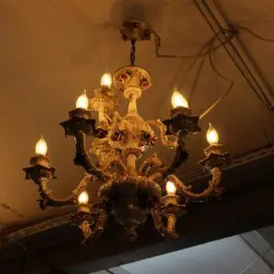 Lustre en porcelaine, env. H 95cm x Ø 65cm
