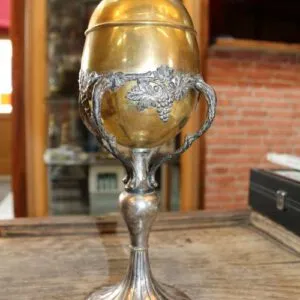 Gründerzeit Prunkpokal mit Deckel um 1880, Höhe 36cm