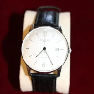 Montre-bracelet homme, design tendance