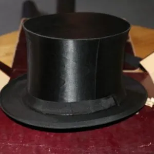 Chapeau claque vers 1900, marque Éléphant avec boîte