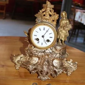 Small mantel clock circa 1880, movement runs, H 28cm x W 27cm