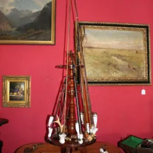 Grand support à pipes avec 16 pipes et accessoires, boîte à tabac