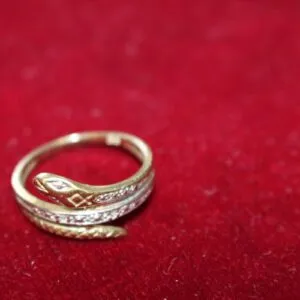 Bague serpent en or 333, taille 53, env. 2 grammes