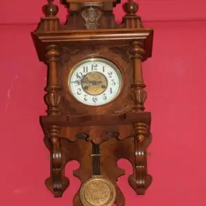 Fauteuil à bascule Gründerzeit en noyer vers 1880, mouvement fonctionne, L 40cm x P 19cm x H 95cm