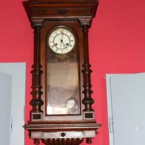Régulateur Gründerzeit à colonnes, noyer vers 1880, L 38cm x P 20cm x H 92cm