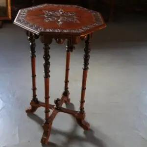 Table octogonale Gründerzeit vers 1880, noyer, H 77cm x 51cm x 51cm
