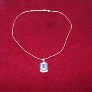 Ketting met grote hanger blauwe steen, 333 goud, lengte 42 cm, ca. 7,6 gram