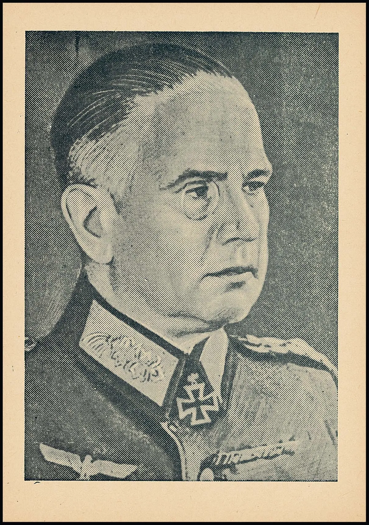 Sowjetrussische Fälschungen für Deutschland, Kriegspropaganda-Fälschungskarte "Weißt Du, wer das ist?", mit Abbildung des Generalfeldmarschalls von Reichenau,…