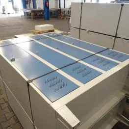2 kledingkasten