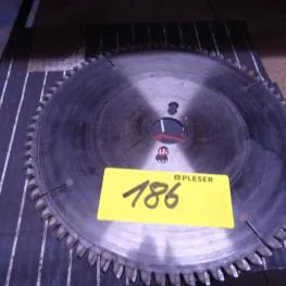 Saw blade