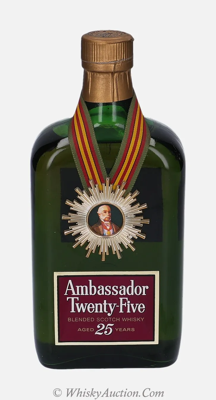 A Deluxe Blend of Premium Scotch Whiskies 25 ans