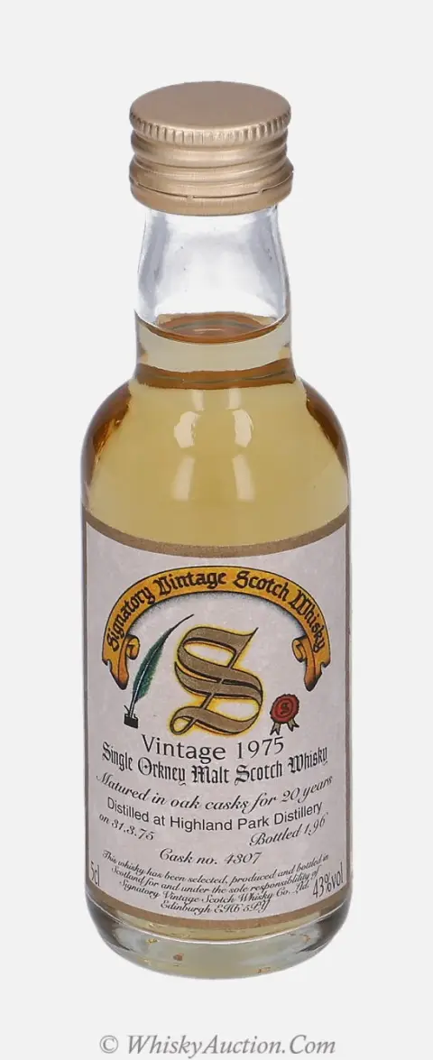 Highland Park 20 let (31.3.1975 / 1.1996) – Signatory Vintage Scotch Whisky Co. Ltd.