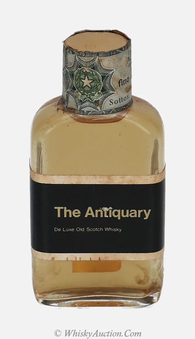 De Luxe Old Scotch Whisky