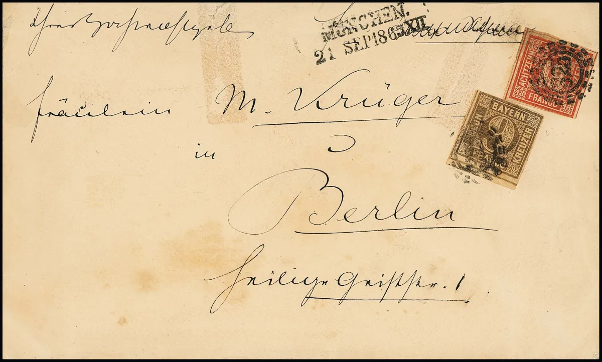 18 Kr. zinnoberrot und 9 Kr. ockerbraun, je min. berührt, auf Couvert (dieses unauffällig eingerissen und dort kl. Klebestelle) von München 1865 nach Berlin.…