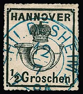 1/2 Gr. zwart, witte gom, uitgifte-typisch doorstoken prachtexemplaar met duidelijke plaatfout "O van HANNOVER links open", bovendien met centrische K2 "Hildesheim BK", die laat werd ingevoerd. Mi. 600,-