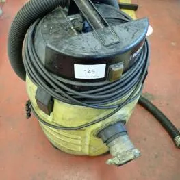 Wet and dry vacuum cleaner Kärcher