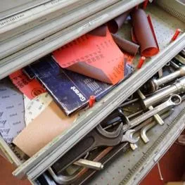Telescoop uittrekbare kast