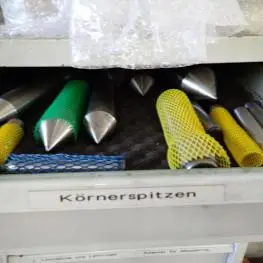 2 выдвижных шкафа