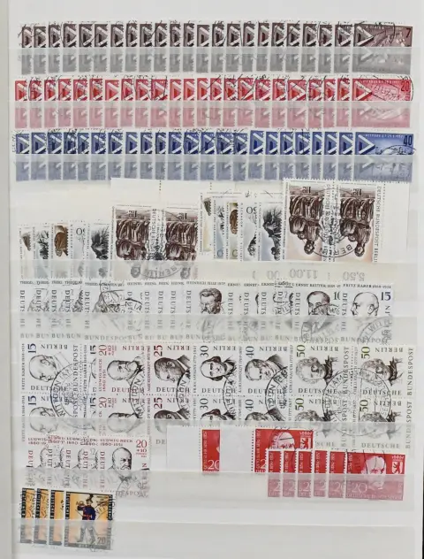 Берлин, 1957/1990, чисто гашёная подборка, почти только с надбавками, включая большое количество полных серий, в электронной книге. Mi. около 7000,-