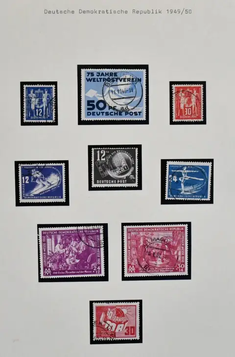 NDR, 1949/1990, čistě razítkovaná, kompletní sbírka (chybí pouze č. 341) od č. 242, se všemi lepšími vydáními jako blok 7, všechny čtyři Marxovy bloky, bloky 10/19, č. 286/88, Osobnosti s č. 334z razítkovaným na ústřižku, certifikát Schönherr BPP (Mi. 450,-) atd. Navíc č. 243 s PF III, vše na vlastnoručně vyrobených listech ve dvou silných kroužkových pořadačích. Mi., vše počítáno podle nejlevnějšího razítka, již 5000,-