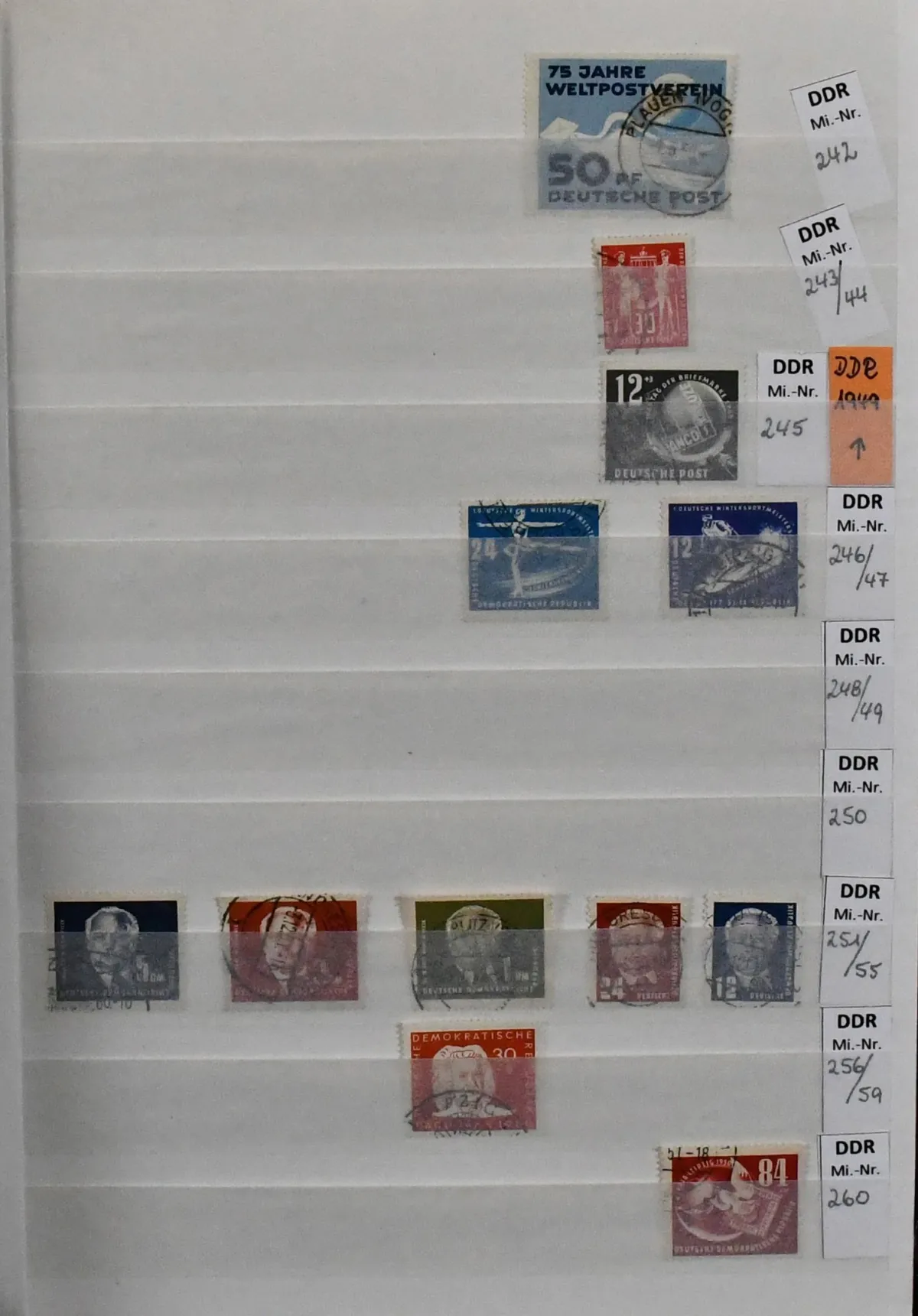 NRD, 1949/1968, kolekcja kasowana od nr 242, m.in. nr 261/70, 286/88, Bl. 11/15 i 19 itd., w grubym albumie. Mi. 2700,-