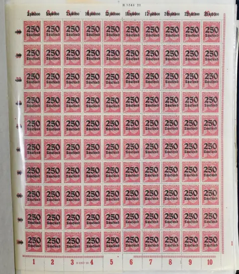 GDR, lot of sheets and sheet parts in sheet album, including assembly sheets incl. no. 1573/74 (Mi. 140,-), 2464/71II (150,-), 2884/87 (120,-), 3265/66 (125,-),…