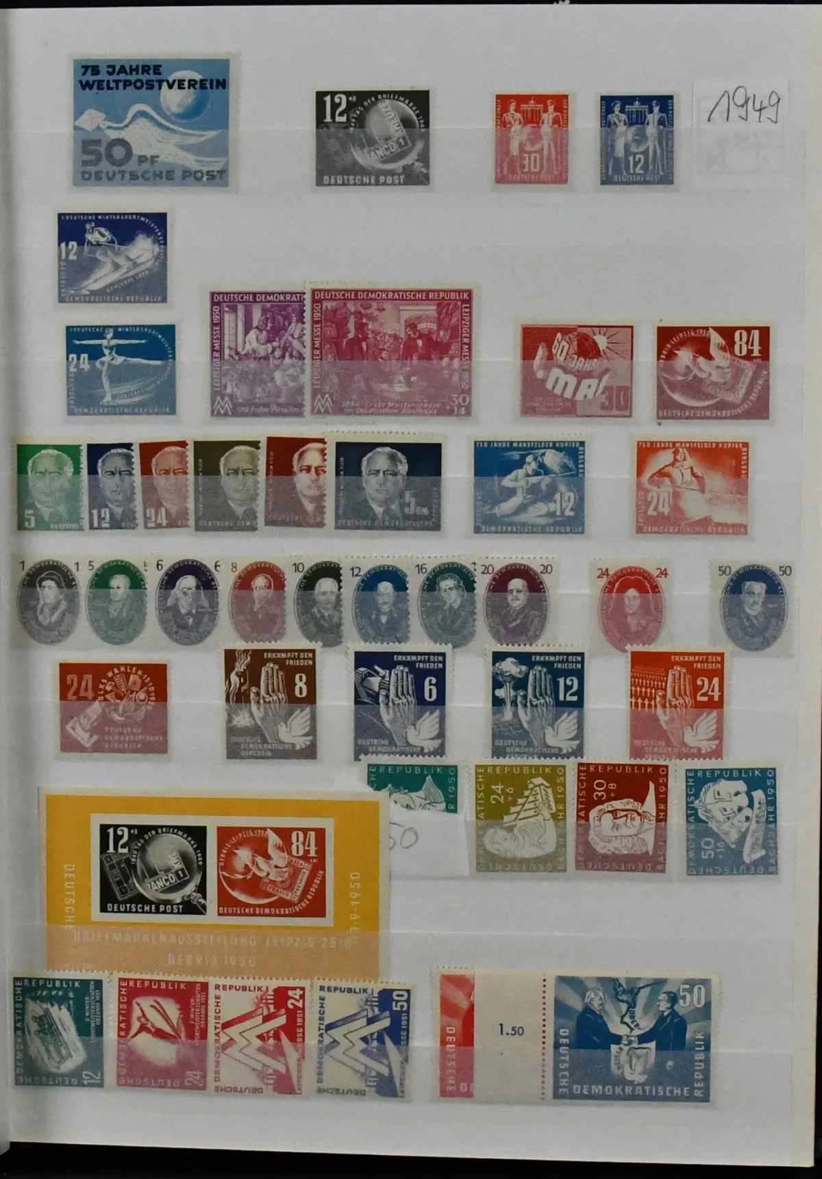 DDR, 1949/65, postfrisse verzameling van de eerste jaren, waaronder o.a. nr. 242/70, Bl. 7, 282/85 enz. Daarbij Bl. 11/15 ongebruikt, Mi. 1500,-
