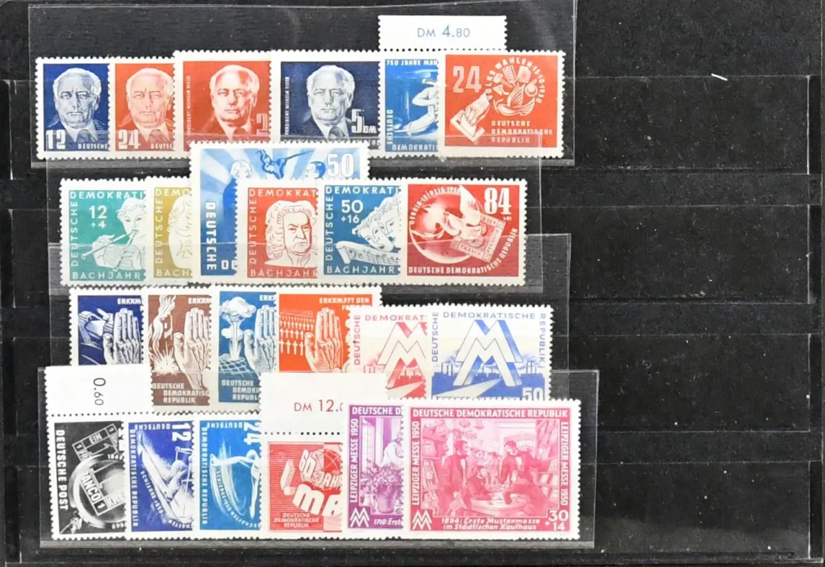 GDR, mint never hinged lot from 1949-51, e.g. Bach year, fair issues, Pieck values etc. Mi. 360,-