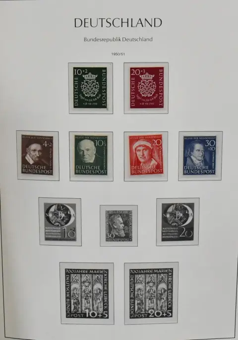 Bund, 1949-1999, postfrische Slg. in zwei Leuchtturm-Vordruckalben, dabei Nr. 111 vom Oberrand, 113-15, 116, 121-22, 141-42, 143-46, ab 1952 kpl., hoher KW