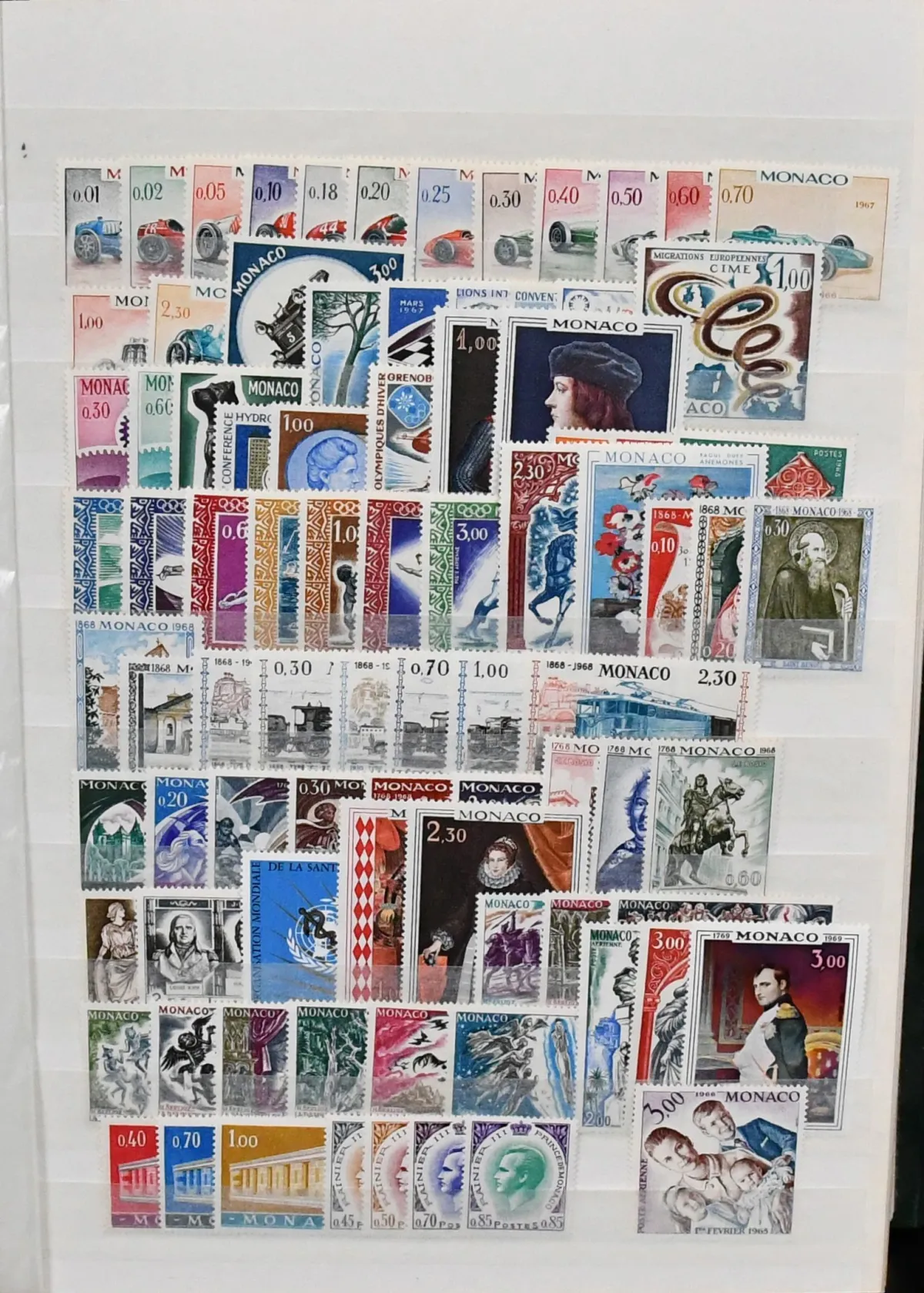 Monaco, 1967-1982, mint never hinged collection in stockbook, probably almost complete, with approx. 1700 stamps and blocks, Mi. 1100,-