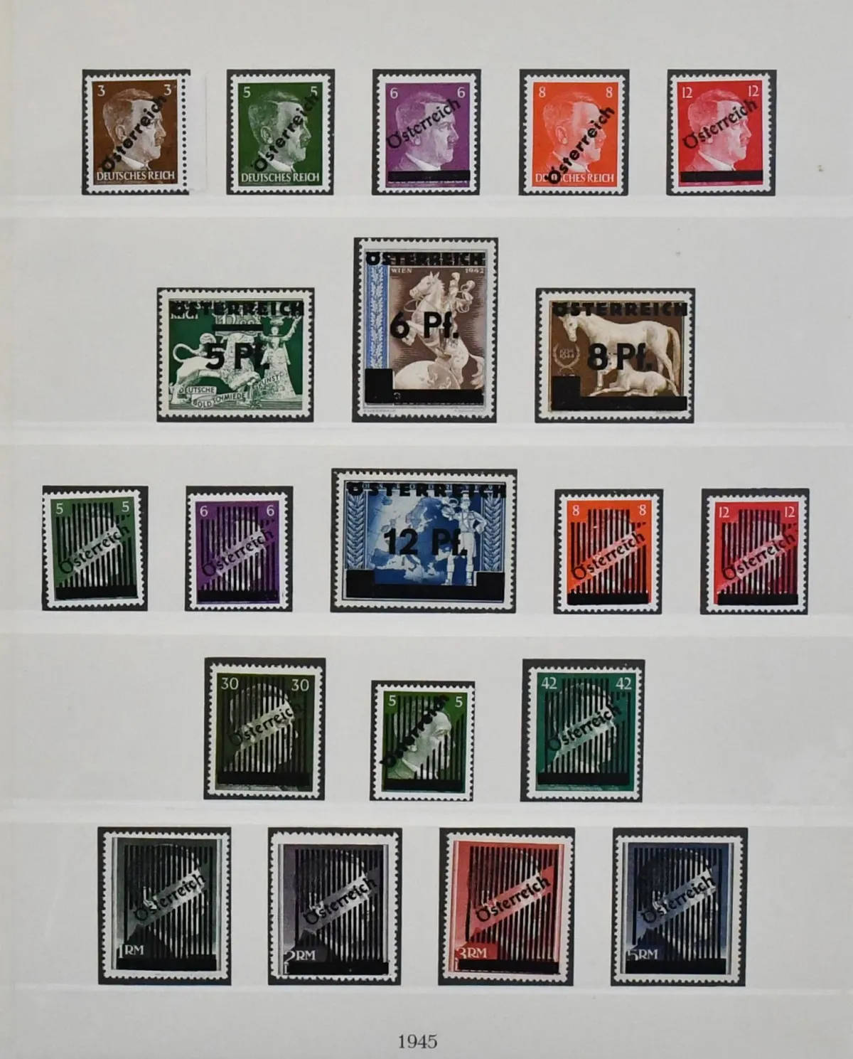 Austria, 1945-1972, mint collection on Lindner-T pre-printed sheets, almost complete.