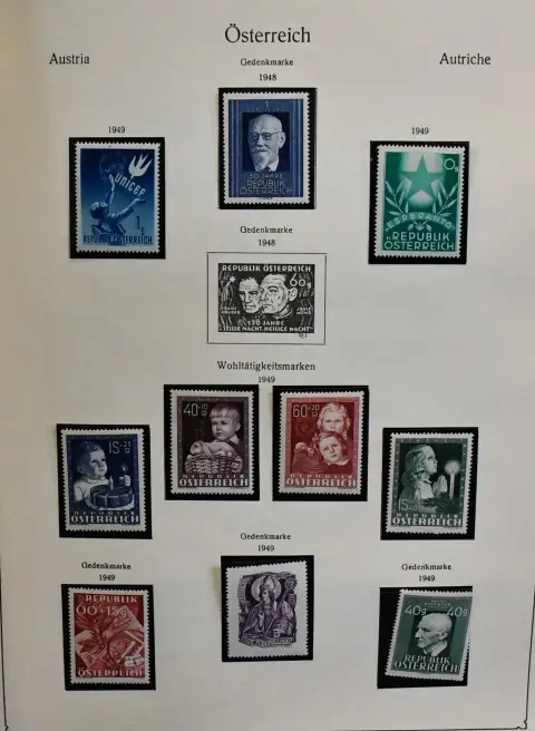 Österreich, 1945-1990, weitgehend kpl., meist postfrische Slg. im Binder, dabei z.B. Trachten 1948 inkl. 1 Sch. rot, Wohlfahrt 1948/49, Kinderhilfe 1949,…