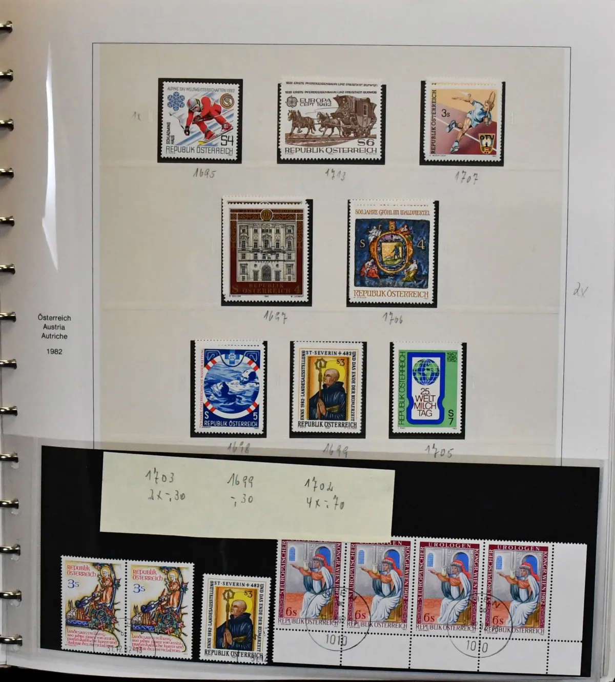 Austria, 1968-2000, complete to overcomplete collection, mint, in two volumes, partly duplicated, including miniature sheets etc. Mi. 1400,-